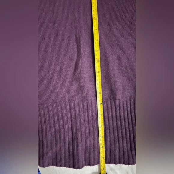 Vintage Max Mara Turtle Neck  70% virgin wool and 30% cashmere Small - Picture 7 of 11